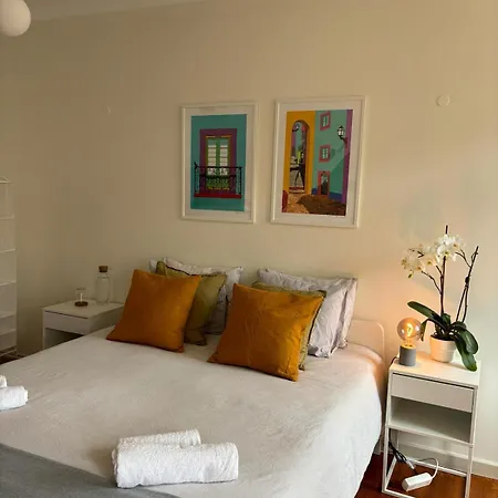 Apartamento No Chiado Lägenhet *
