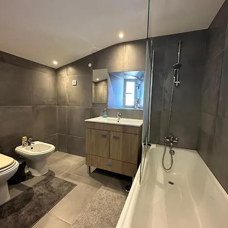 Apartamento No Chiado Lägenhet *